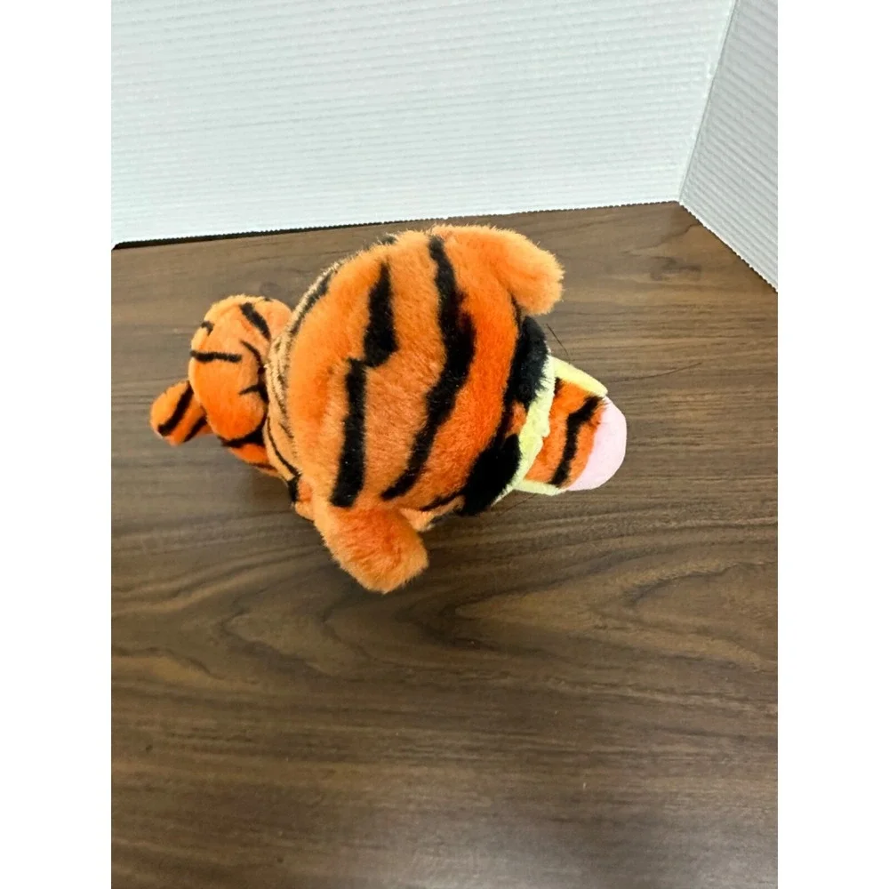 Disney Store Tigger Plush Winnie the‎ Pooh 10 Inch Curly Tail 10